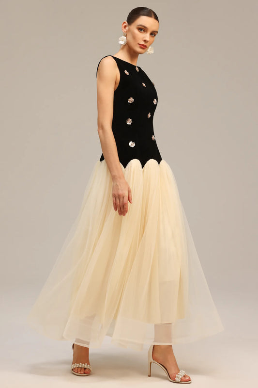 Roto | Sleeveless Sequin Flower Contrast Maxi Dress