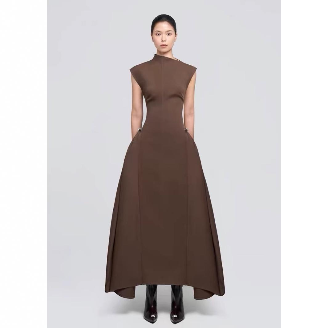 Paca | Sleeveless Swing High Waist Dress
