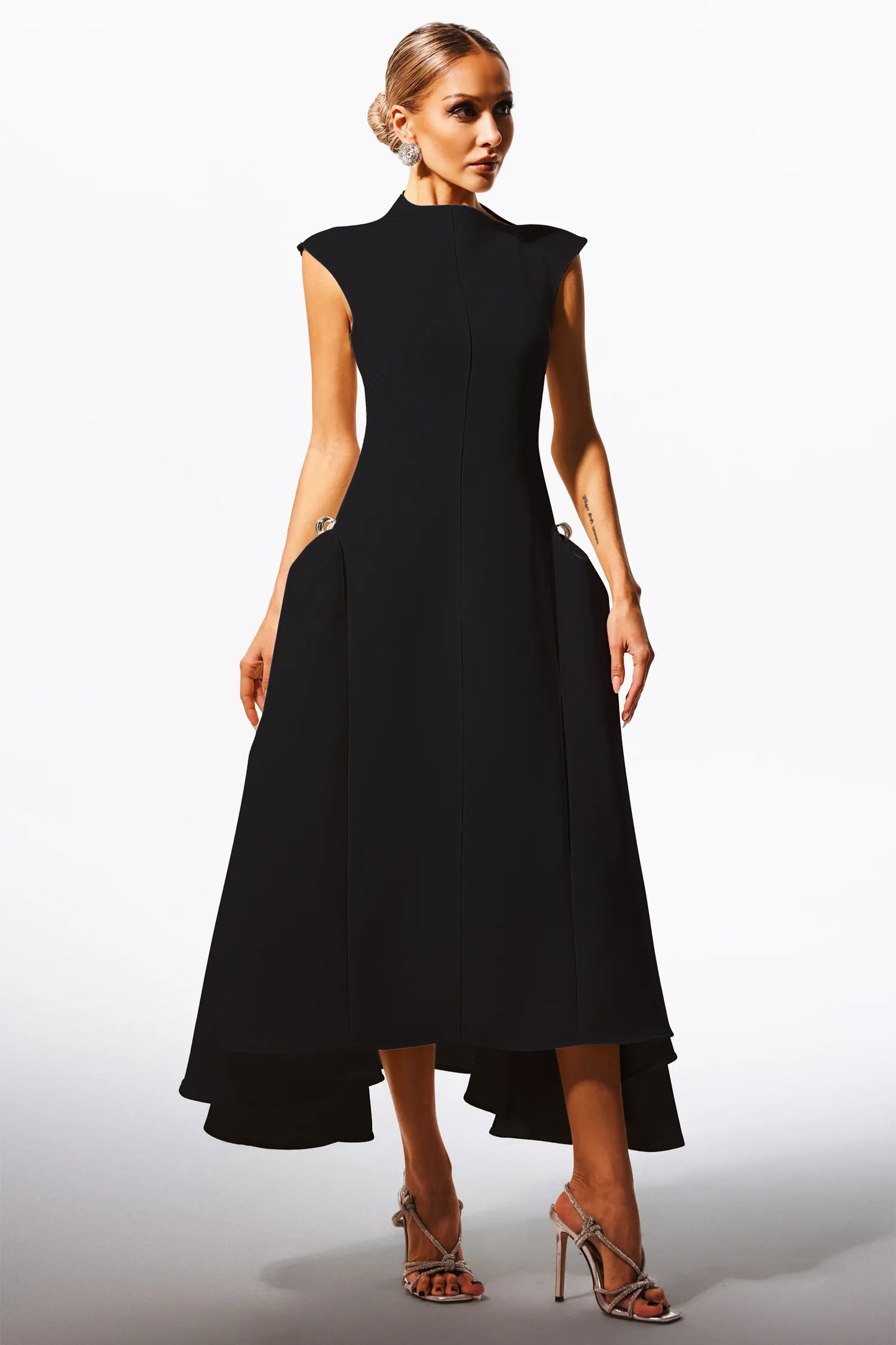 Paca | Sleeveless Swing High Waist Dress