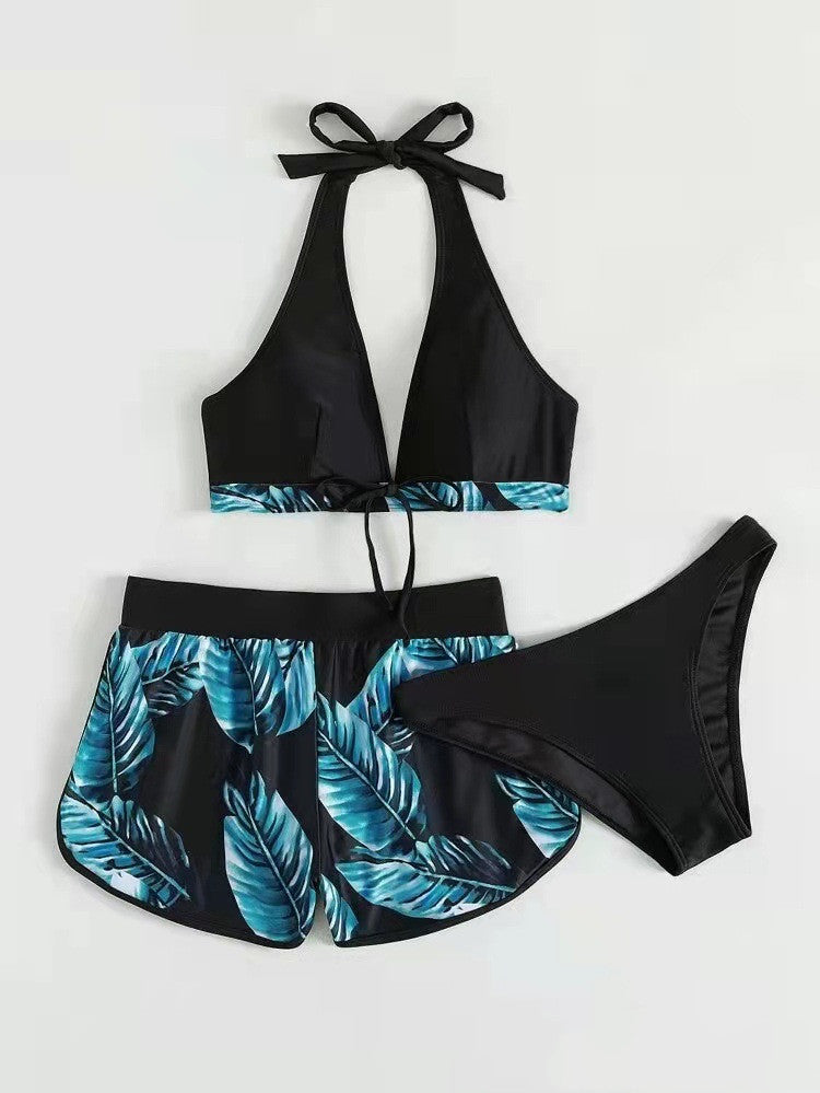 Biquíni com estampa de folhas e shorts 3 peças