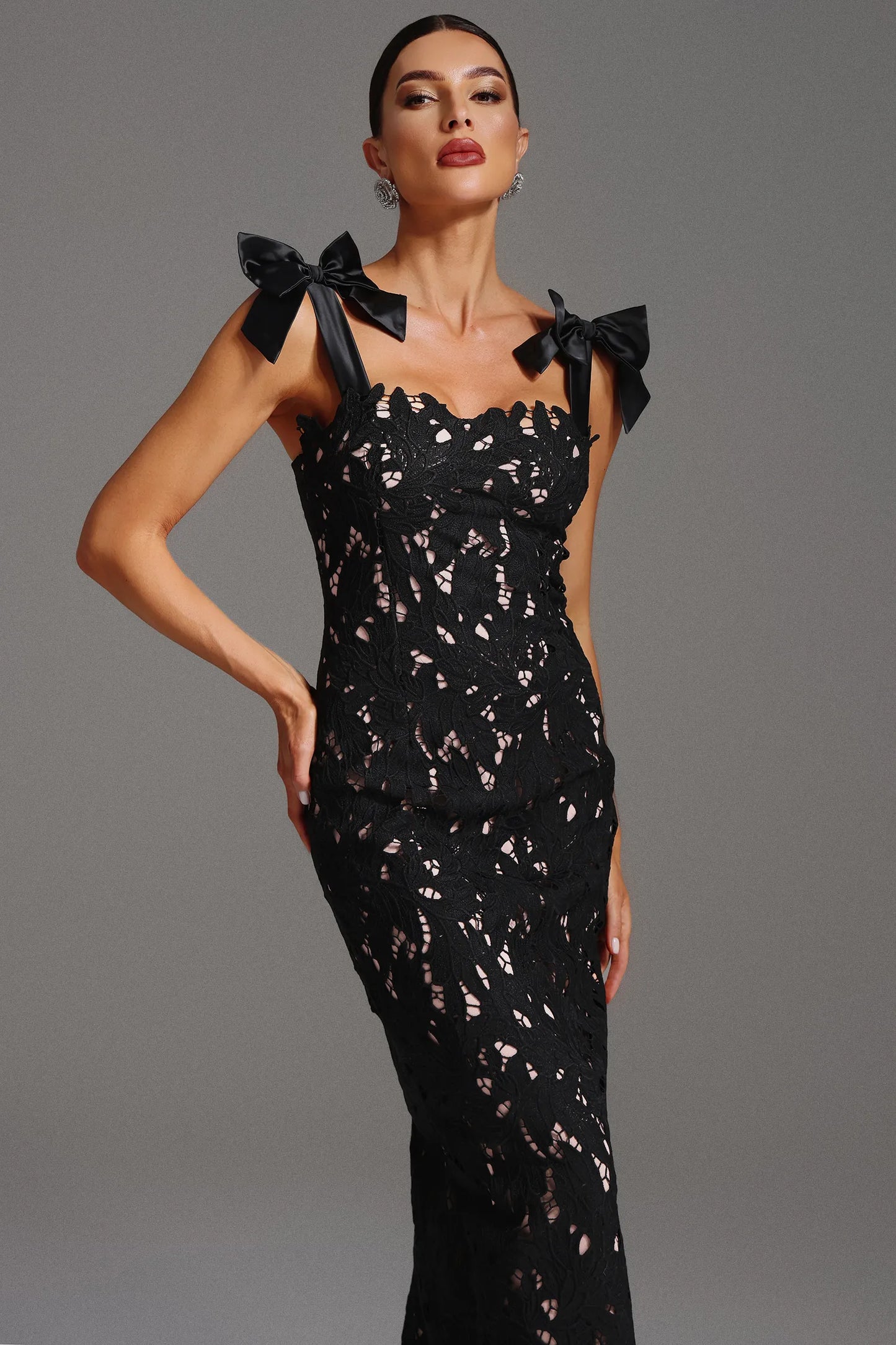 Sabra | Bows Lace Sleeveless Maxi Dress