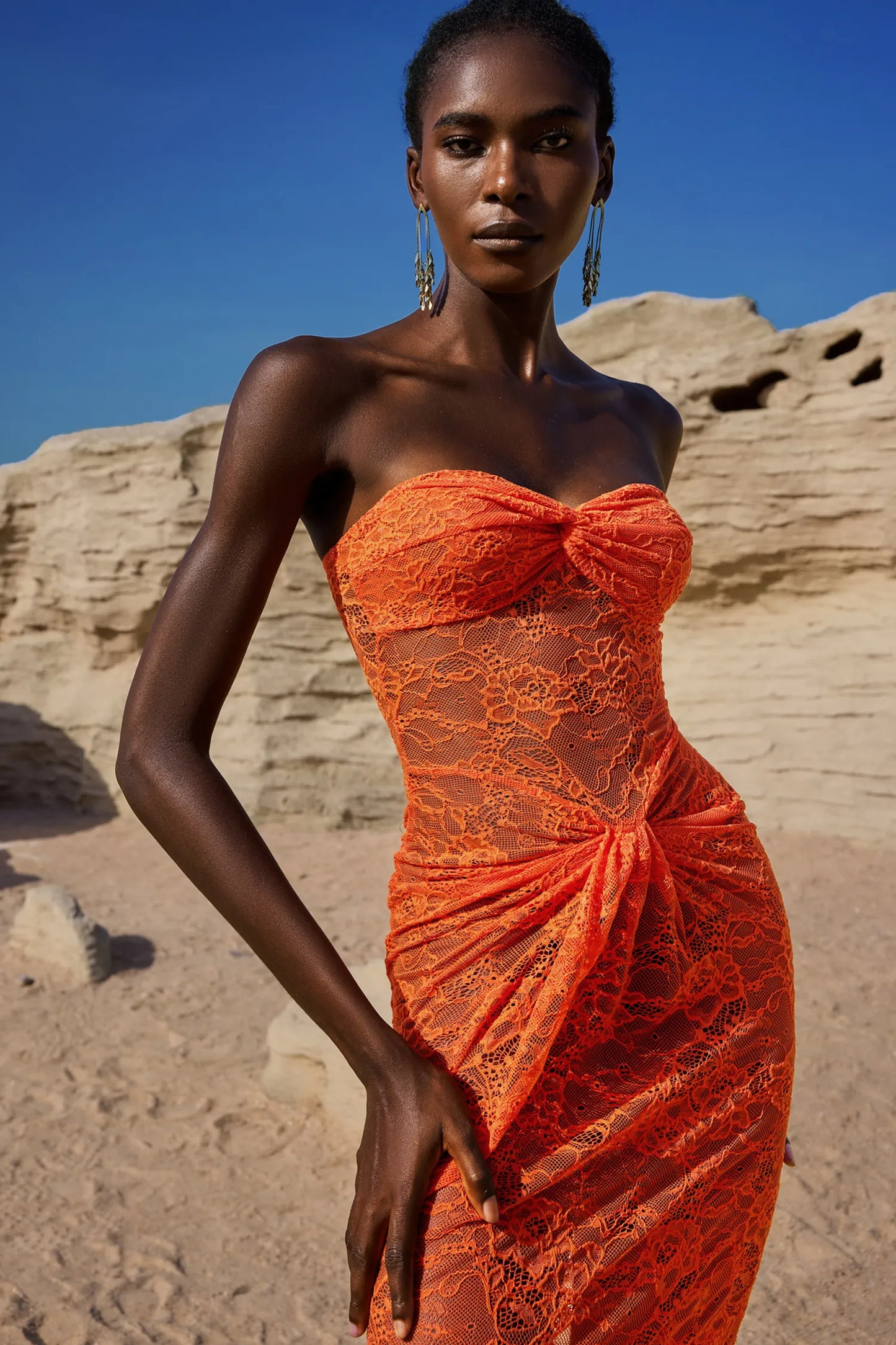 Selien | Sleeveless Lace Maxi Dress