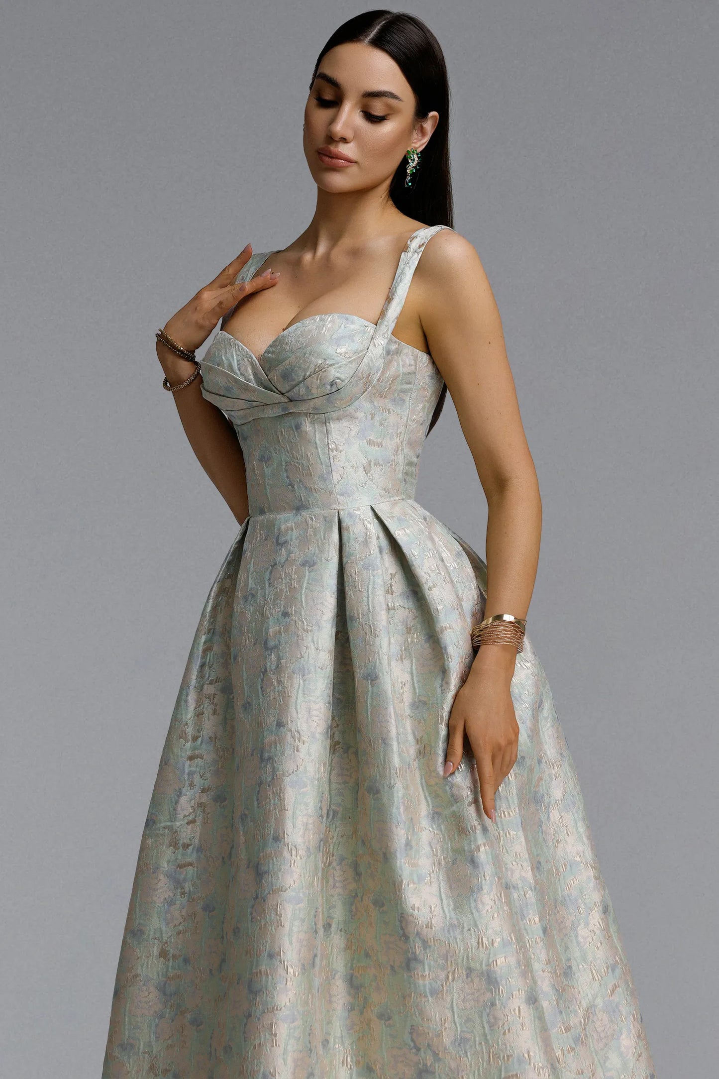 Evie | Contour Spaghetti Strap Jacquard Midi Dress
