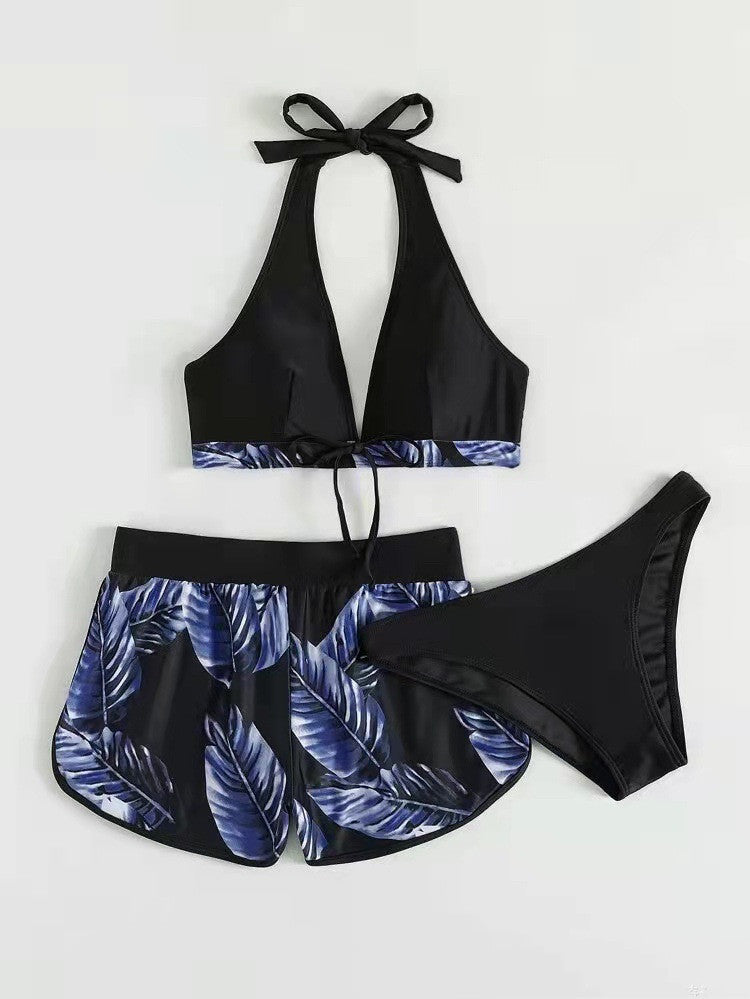 Biquíni com estampa de folhas e shorts 3 peças