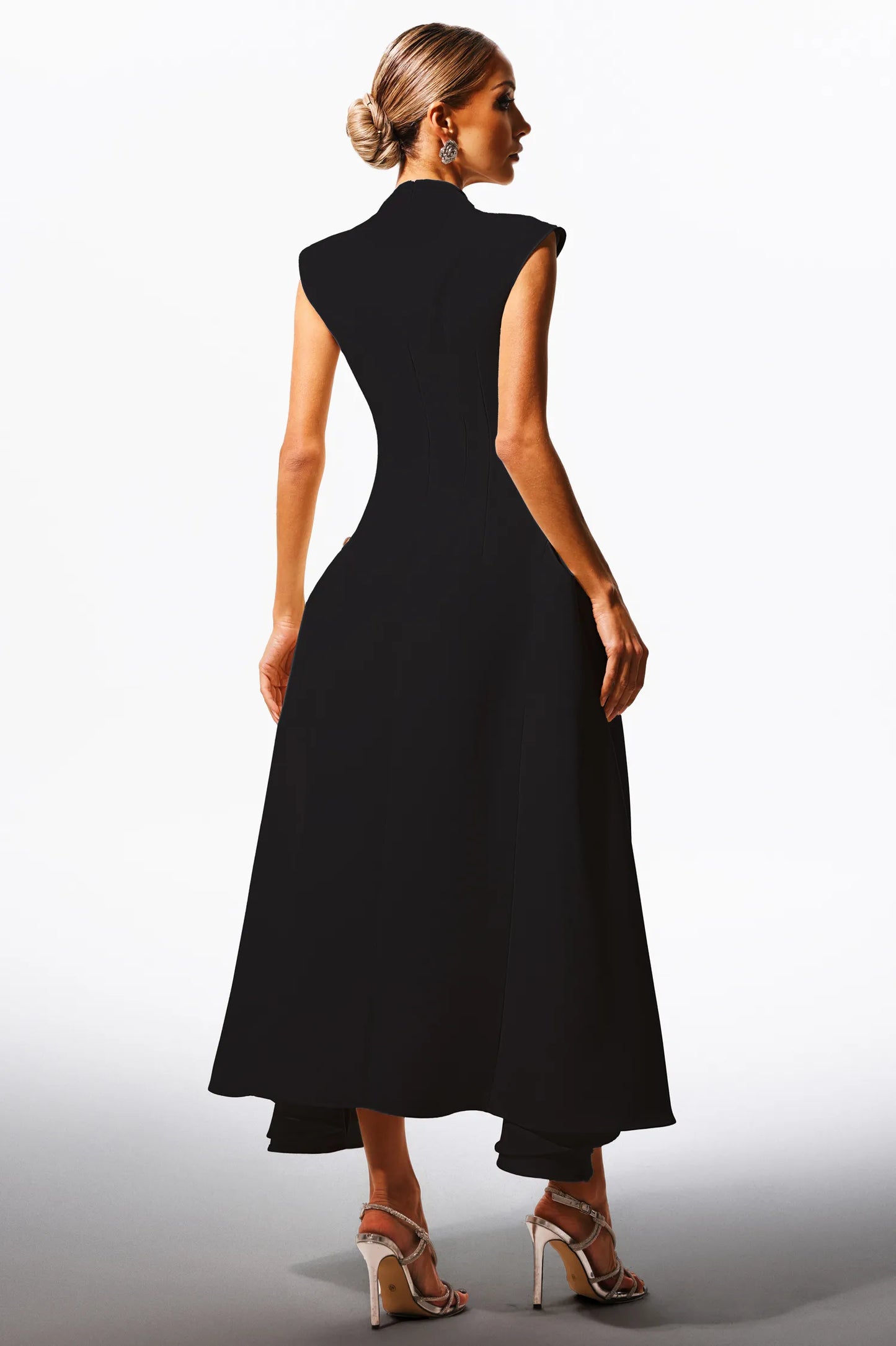 Paca | Sleeveless Swing High Waist Dress