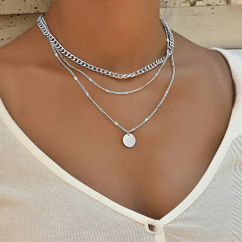 Collar multicapa con colgante para clavícula