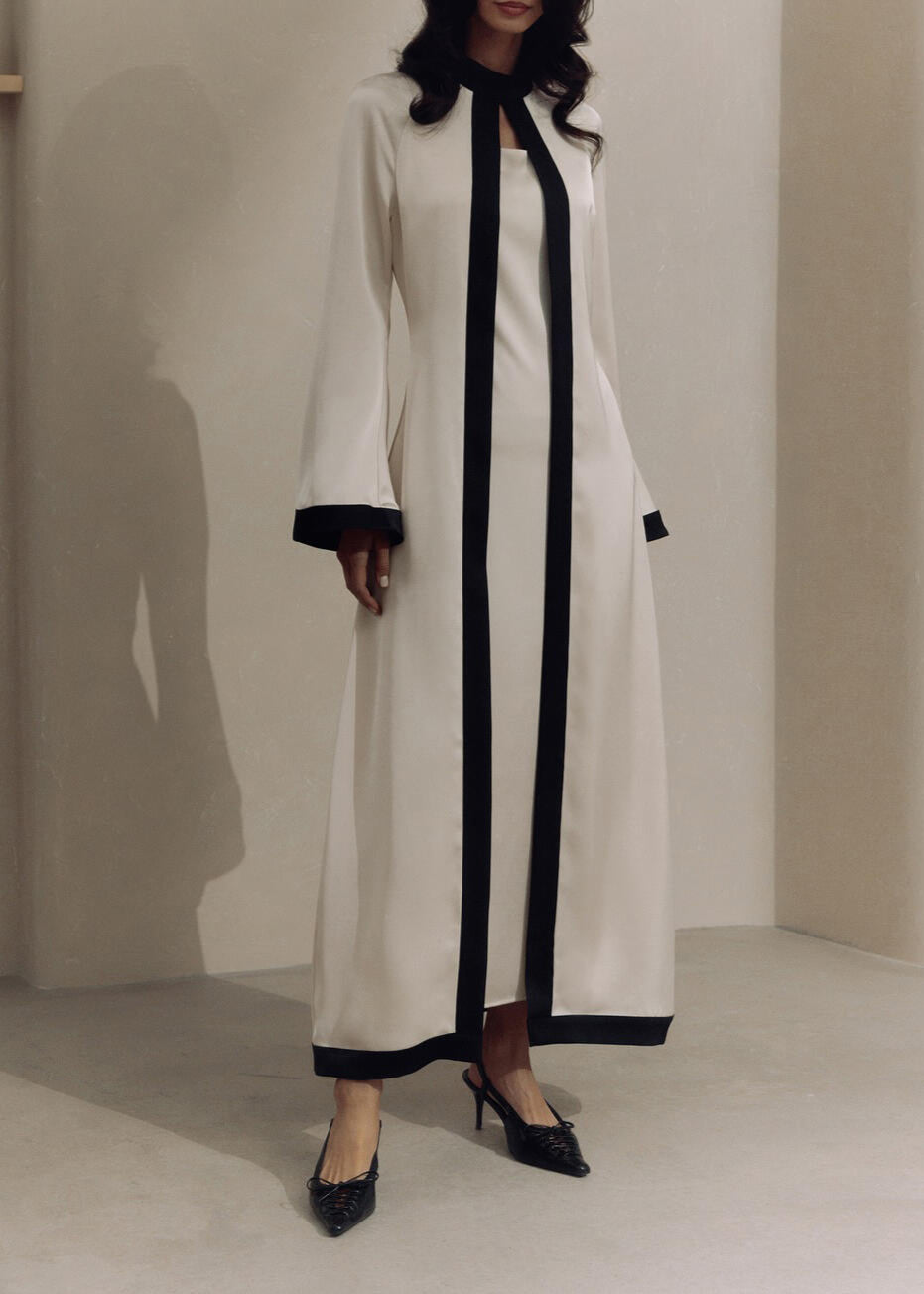 Celestine | Maxi Dress with Loose Cape